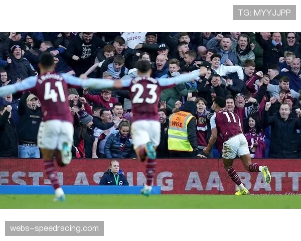 曼联主场迎战阿斯顿维拉，争四卡位战一触即发